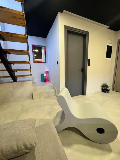 Pop Art Maisonette Янина Экстерьер фото