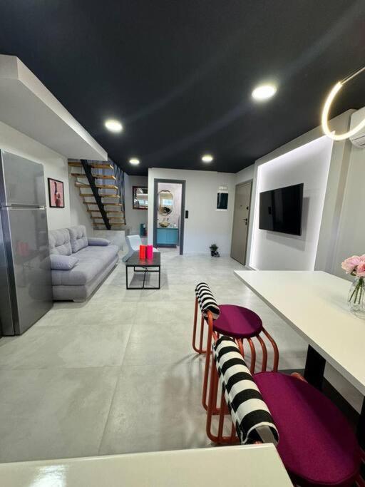 Pop Art Maisonette Янина Экстерьер фото