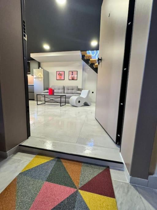 Pop Art Maisonette Янина Экстерьер фото